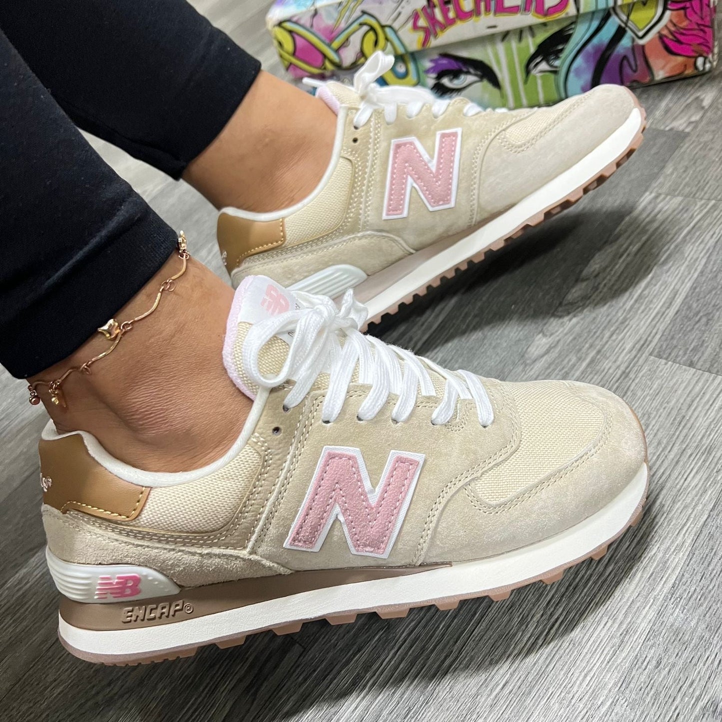 New Balance 138 Rosado