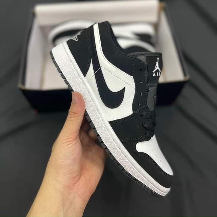 Jordan Retro 1 Low Blanco Negro