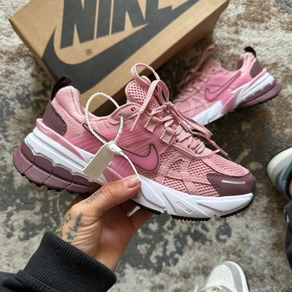 Nike V2K Run rosa