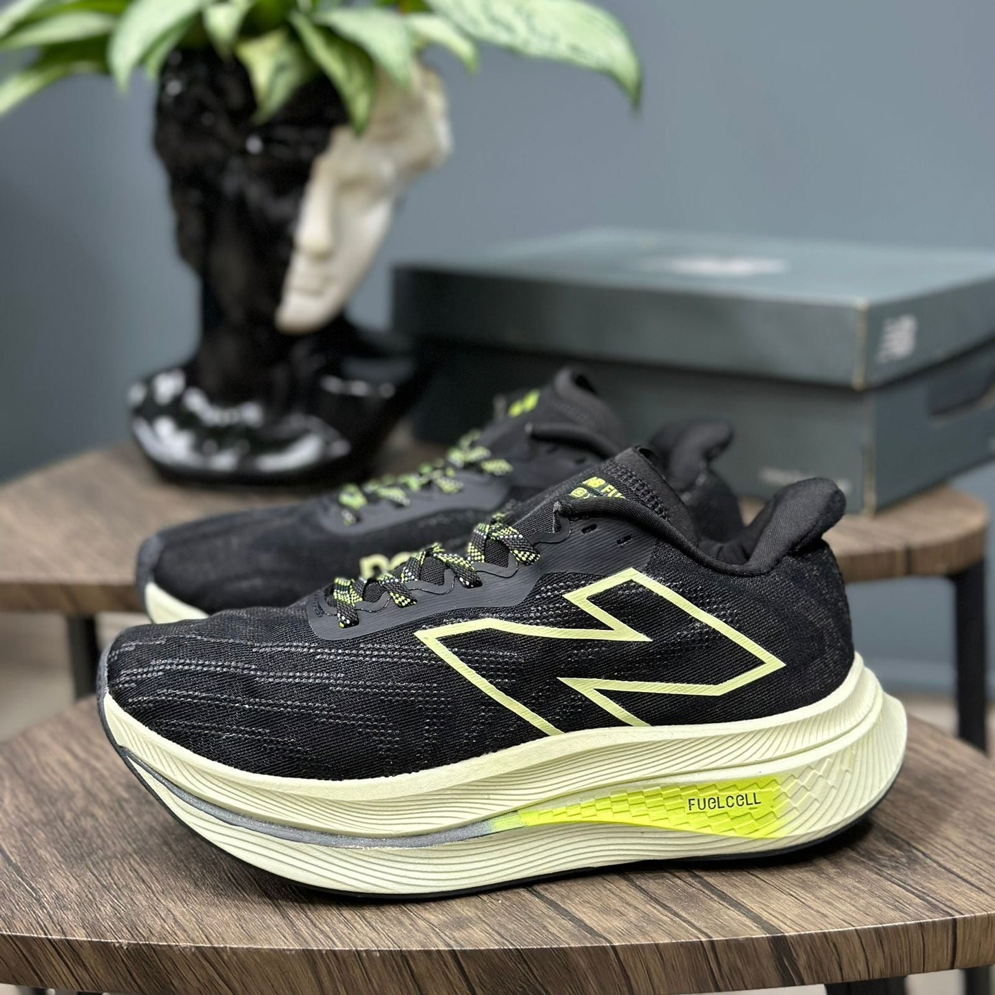 NEW BALANCE FUELCELL NEGRO VERDE