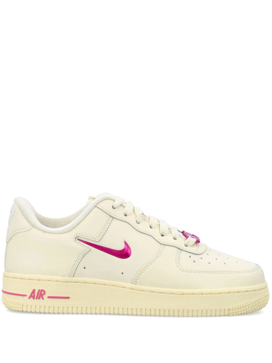 Nike Air Force One beige 1 '07 SE 2