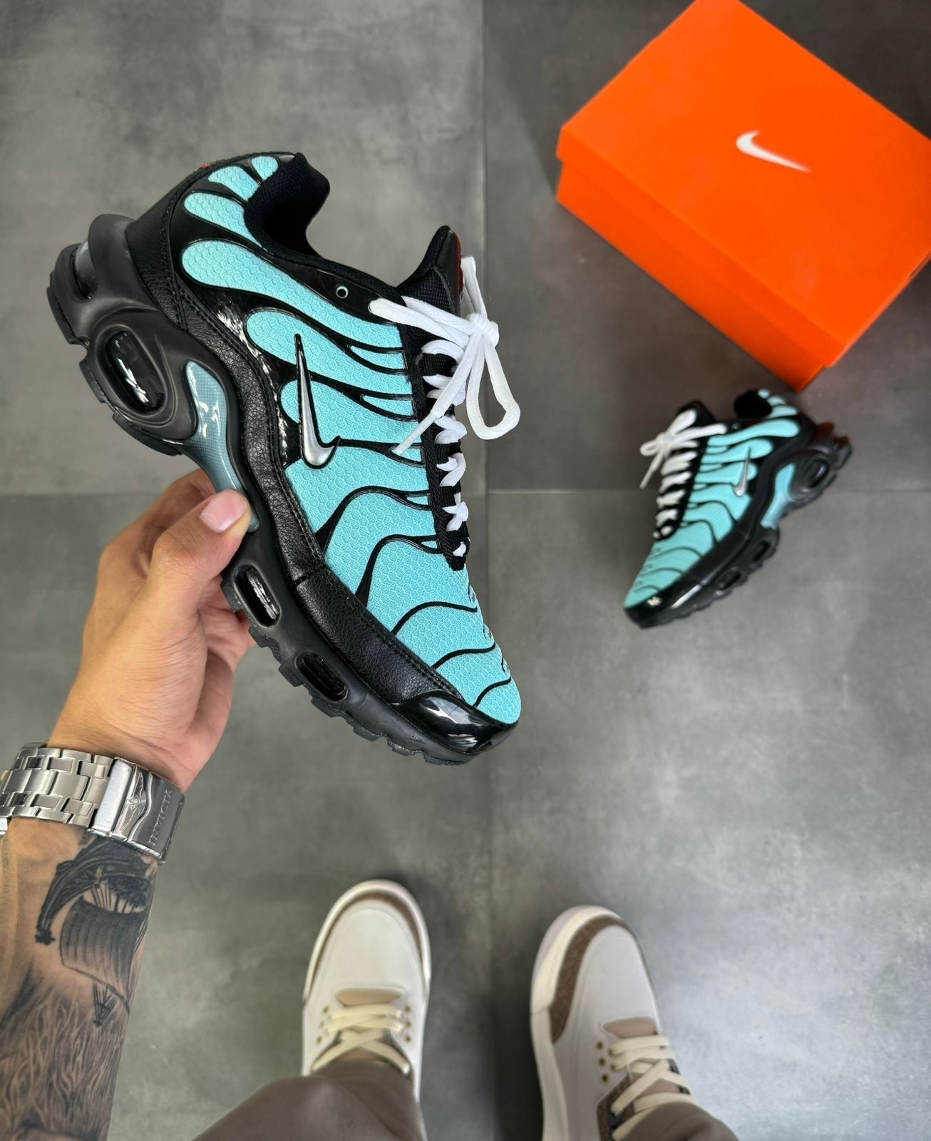 NIKE TN AZUL NEGRO