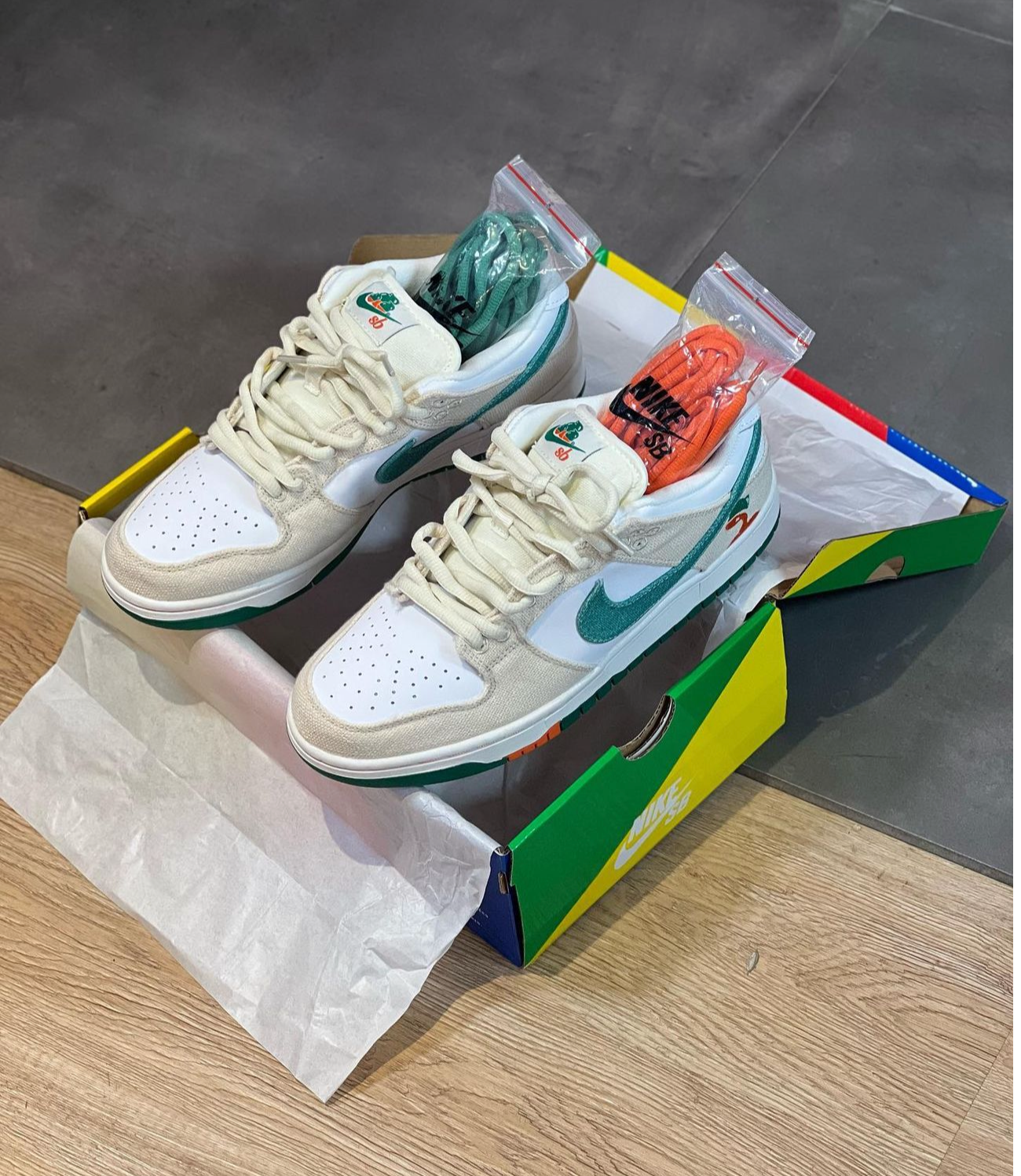 Nike SB Jarritos