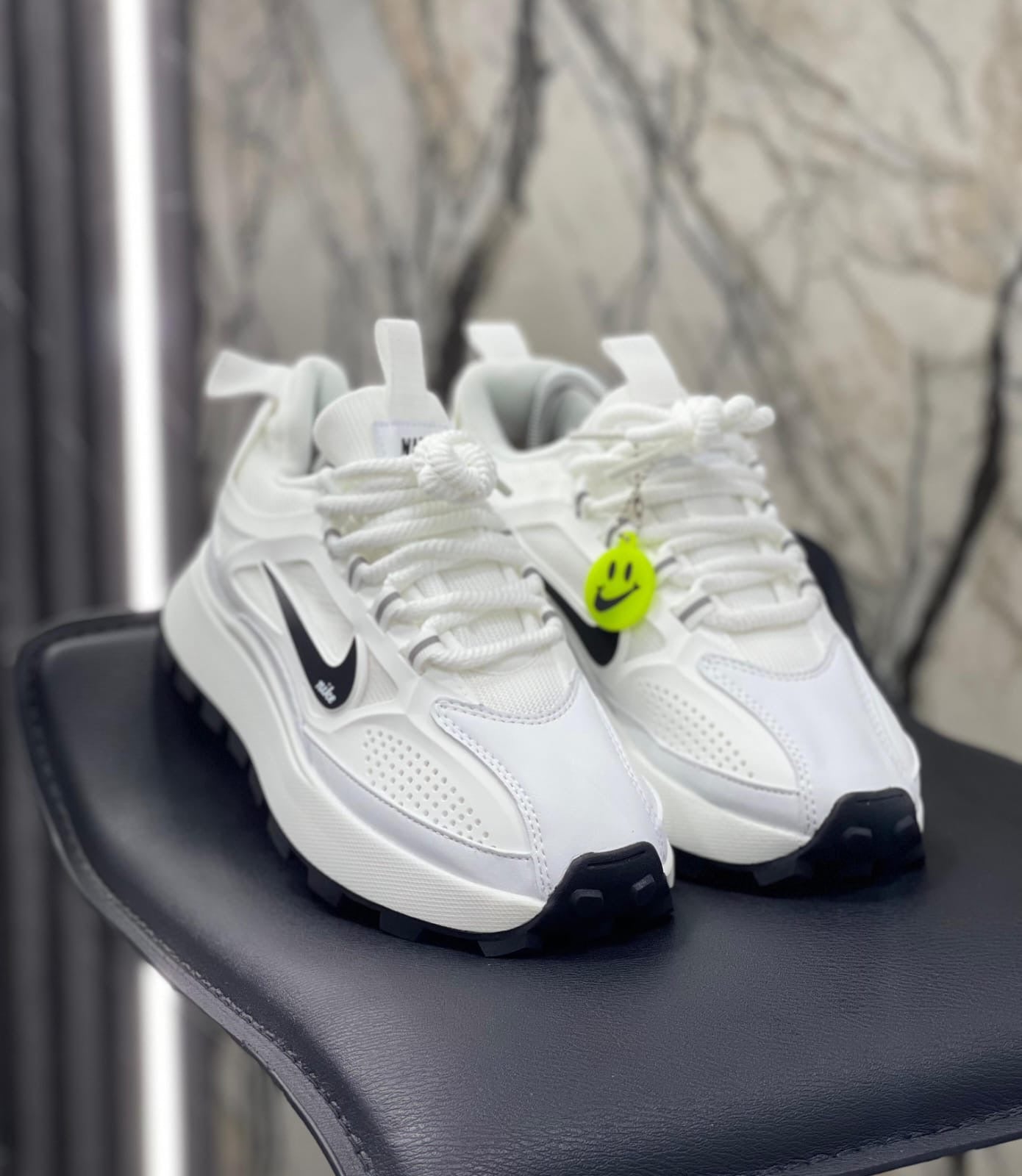 NIKE BAILLEILI BLANCO IMPORTADO