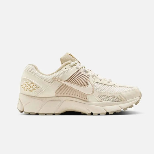 Nike Vomero 5 Tan Sail