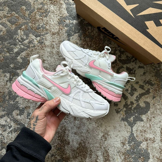 Nike Vomero Blanco Rosa